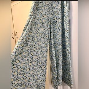 NWOT Suzanne Betro Wide Leg High Waisted Pants Size 1 XLarge